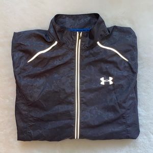 Mens XRun Under Armour Reflective Windbreaker